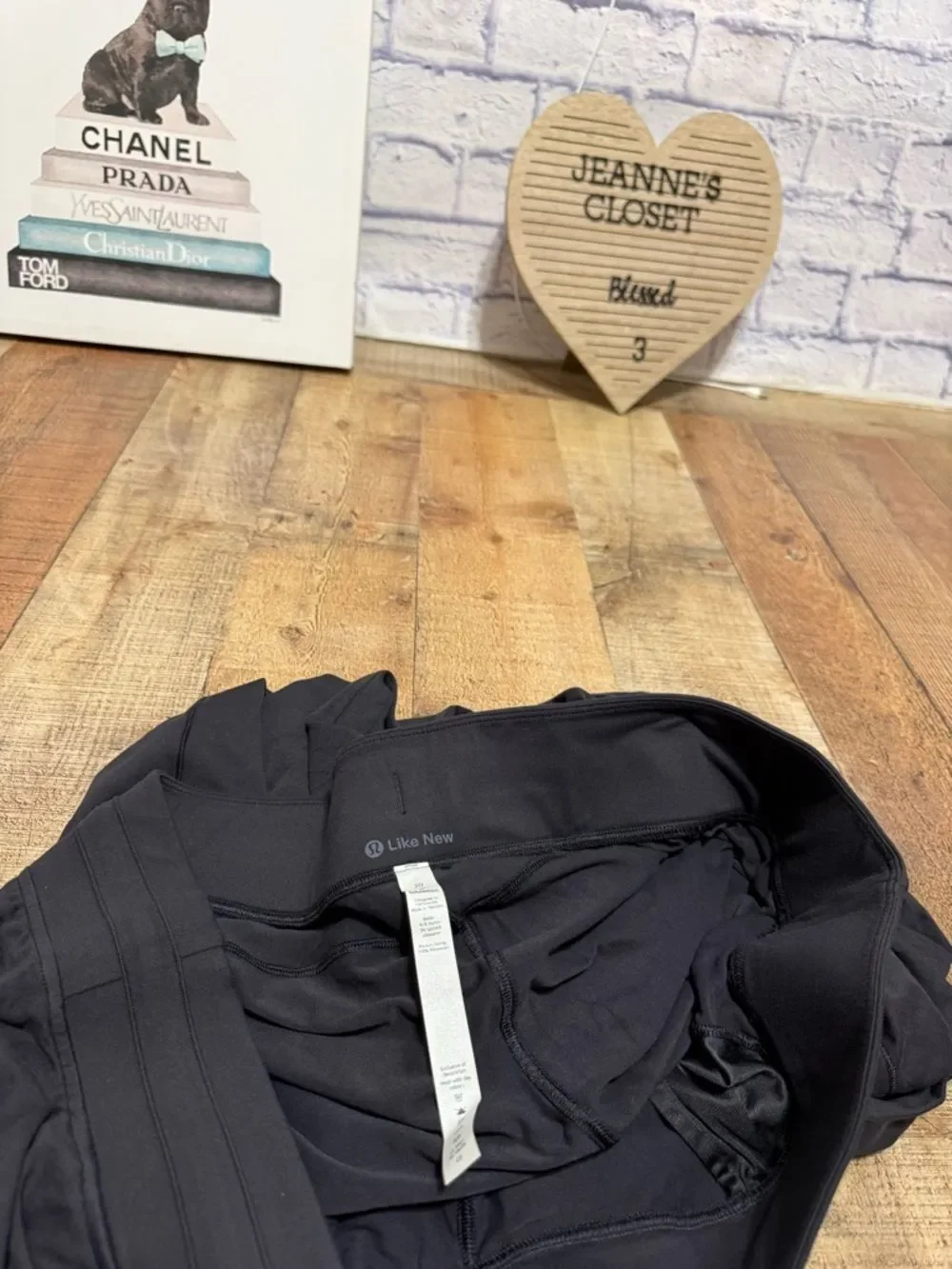 lululemon athletica joggers up *29